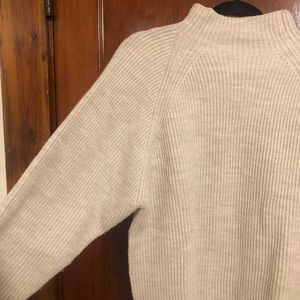 Neiman Marcus Beige Wool Sweater
